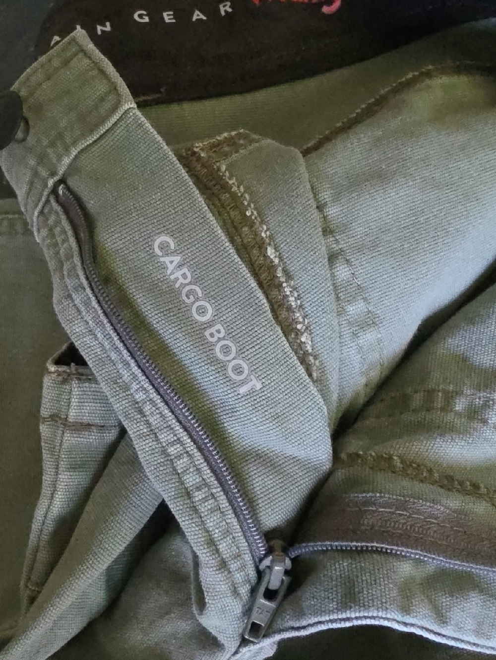 Wrangler ATG Women's Cargo Boot Outdoor Pants | Size 6 Average - Earthy Green - Picture 10 of 10
